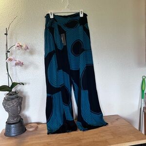 Manaola wide leg pants med
